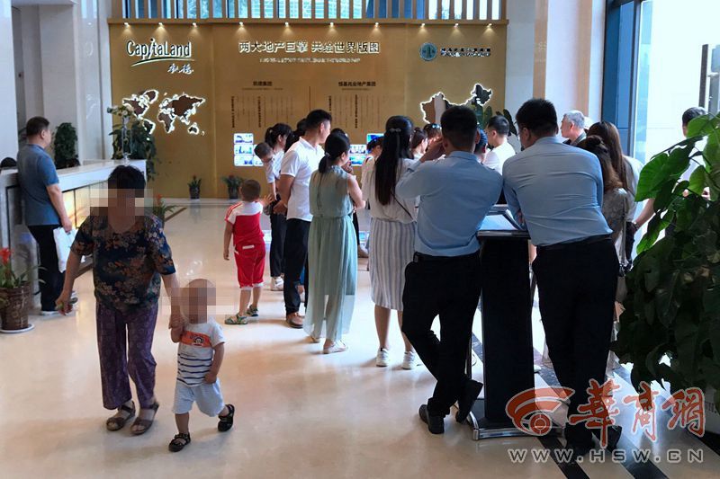 欧美女人裸体三级片