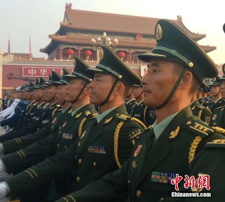 十个人操逼
