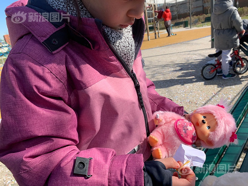 大尺度吃奶做爰