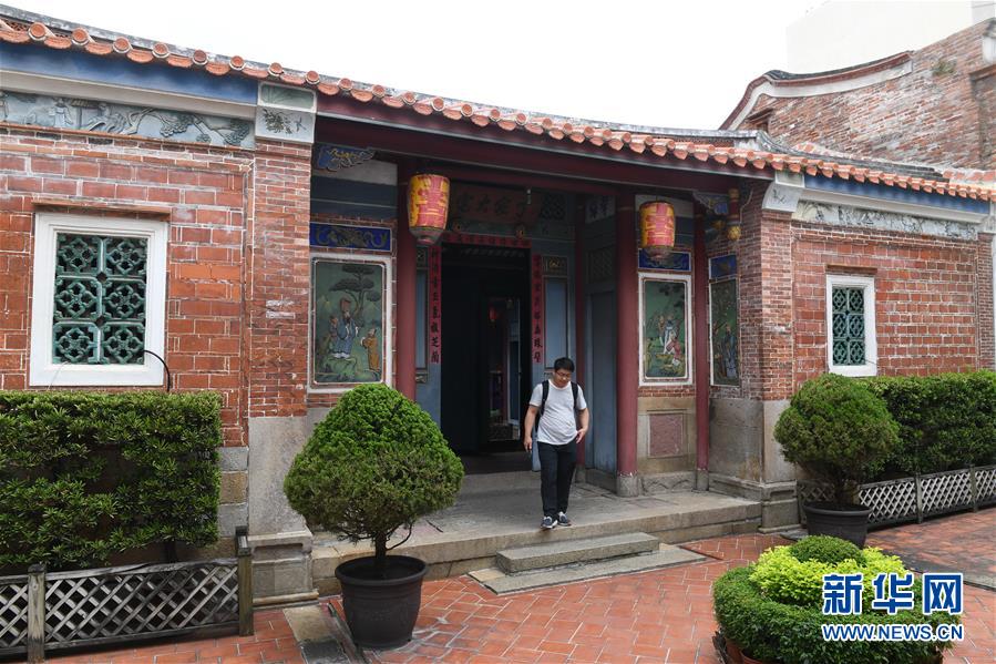 扒开老师 狂揉 难受图片