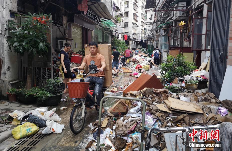 4月楼市成交稳中有落，土地供应同环比走高