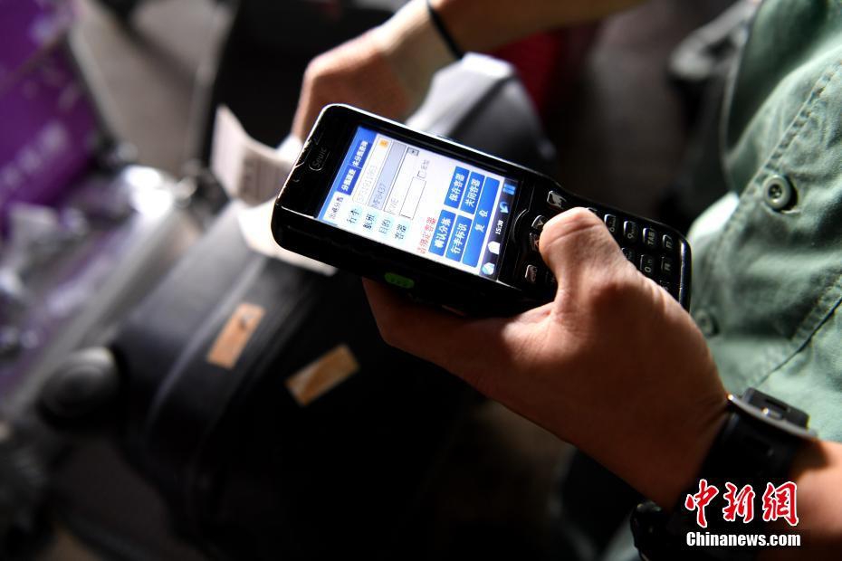 人与另类z0z xhd鲁交