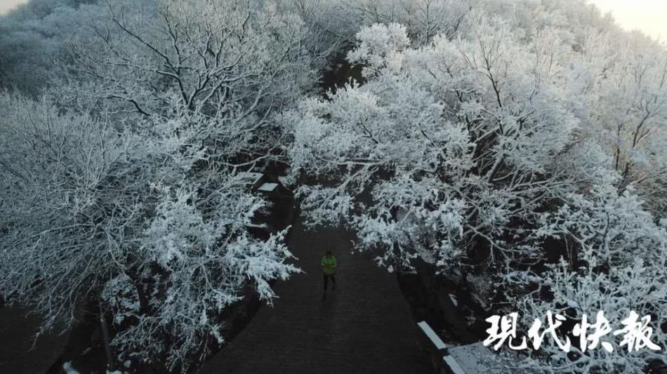 骚年玩老头G70岁老头