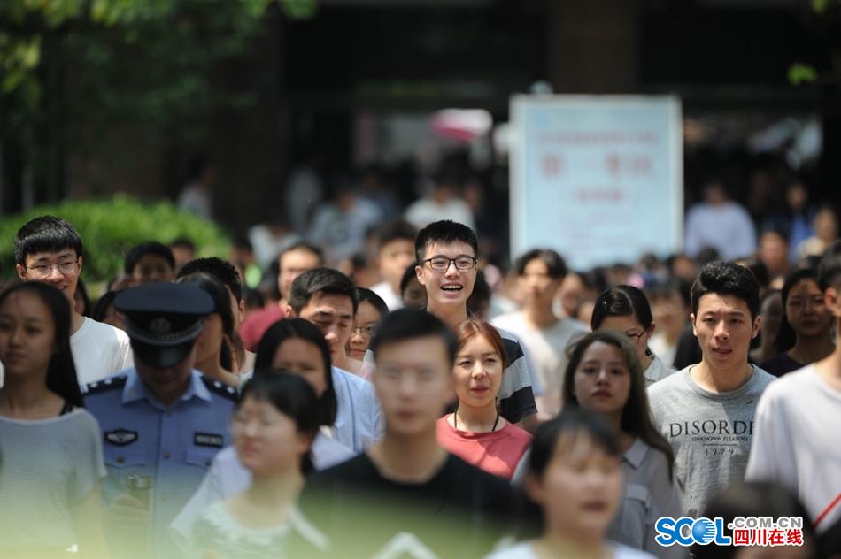 免费 中文 色情