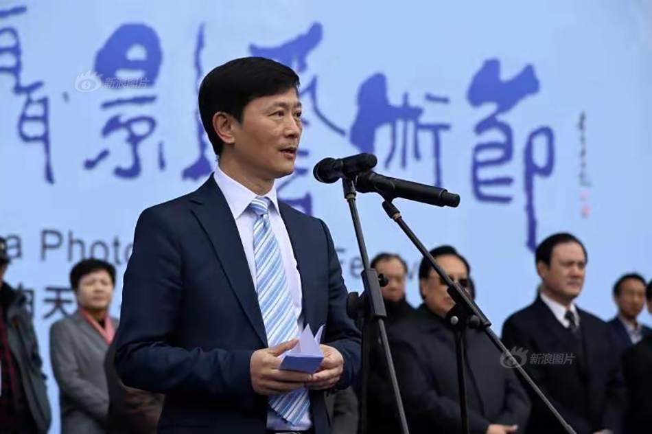 自慰喷水色情片