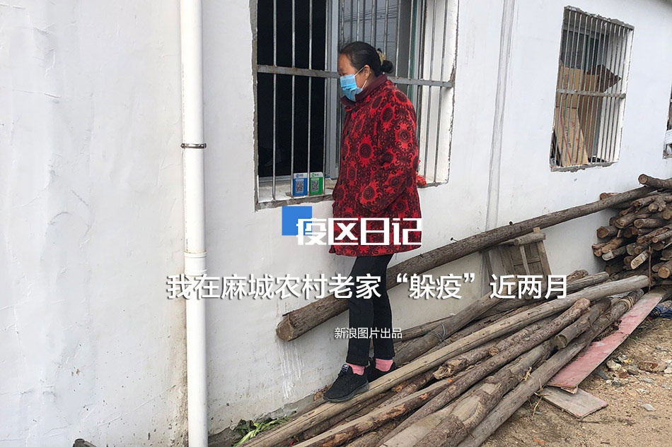 三级裸体美女澡堂洗澡偷拍