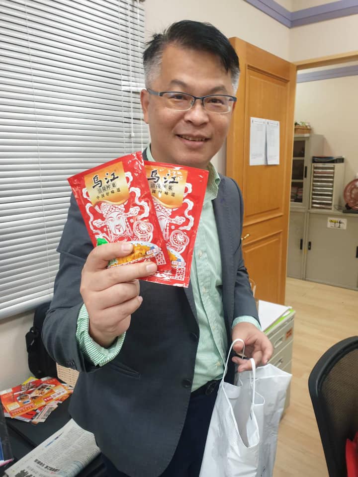 台湾三级片少妇