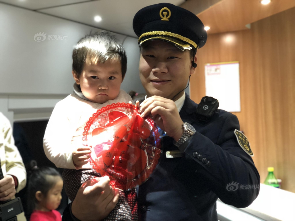 免费B站看大片美女直播