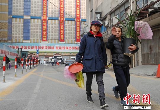 娇小的粉嫩XXX极品