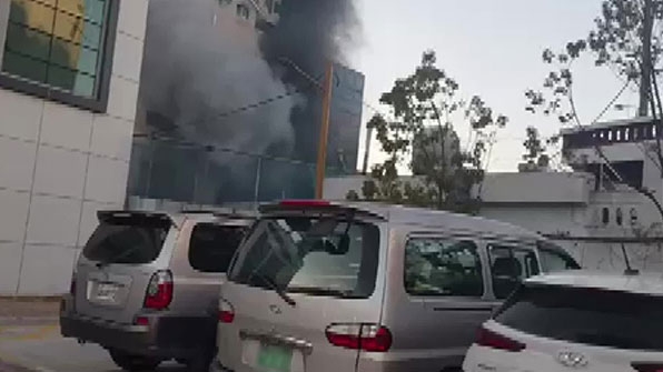 丝袜一区