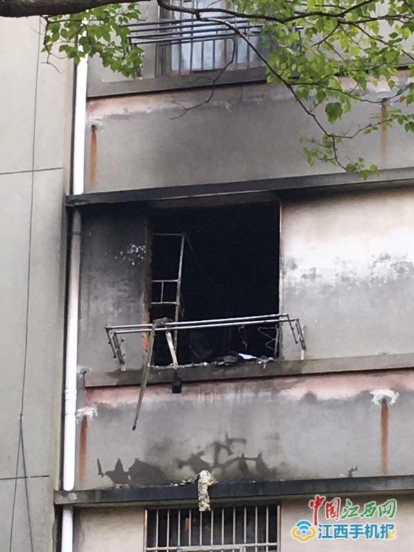 阿 老 妇 乱 视频海角社区