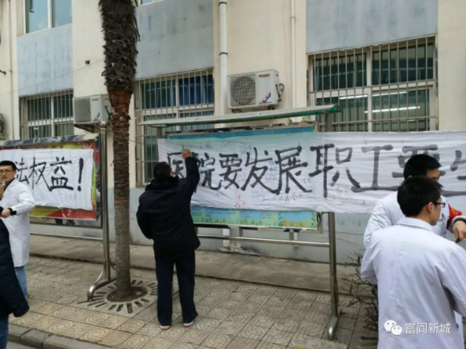成人 美女 网站