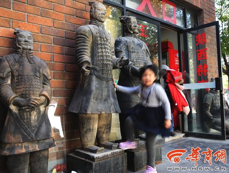 久久久精品免费