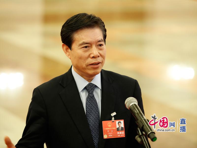 香巷李丽诊三级Hd情侣色电影在线