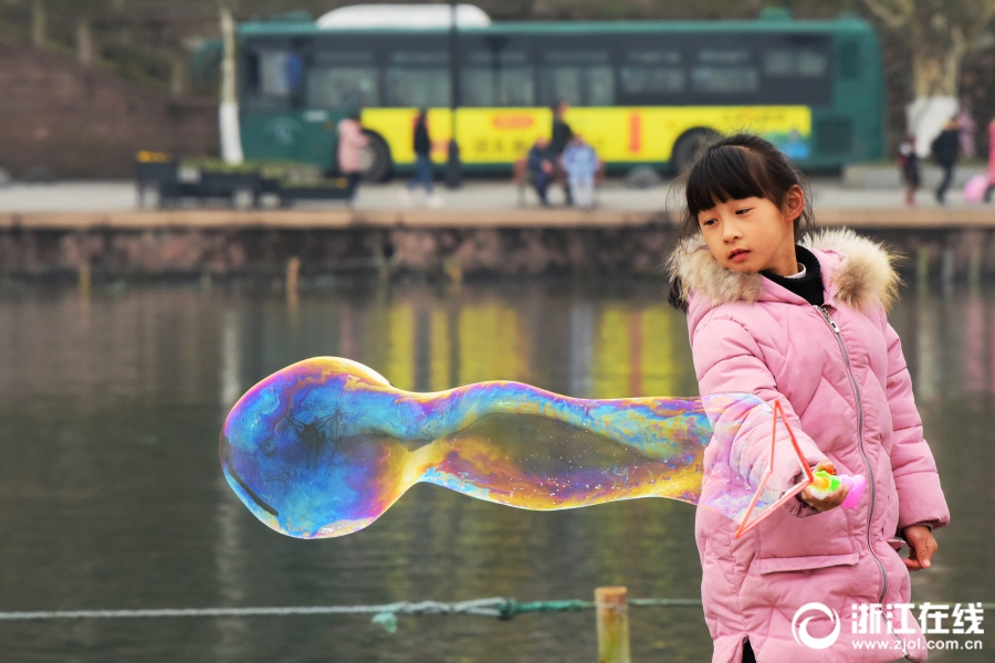 三级电影响人妻