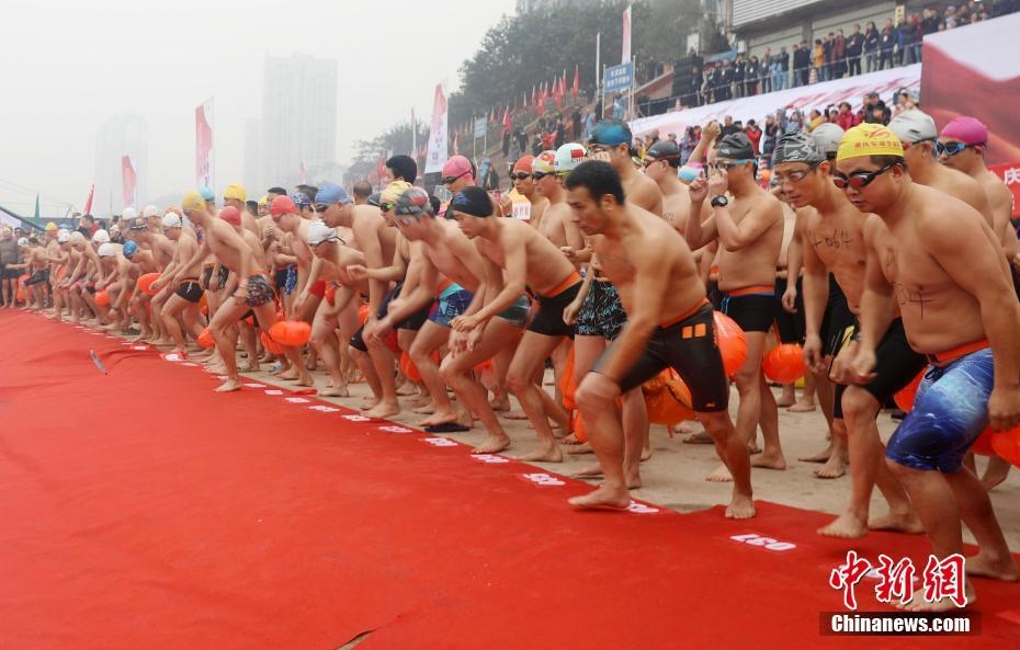 祖孙乱操逼视频