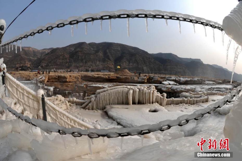 中国熟女推油按摩偷拍