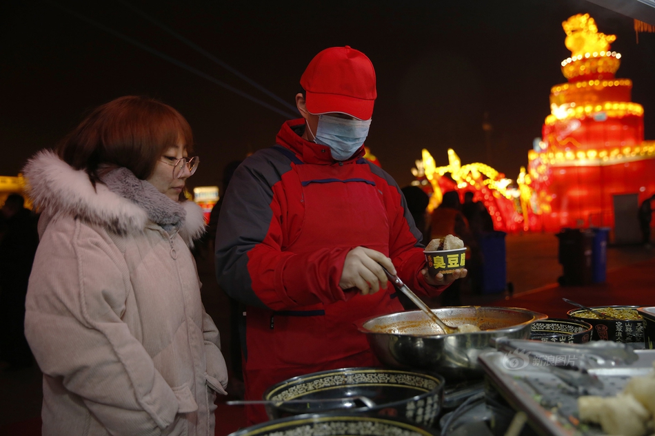 谁的问题？湖人全队末节仅得14分