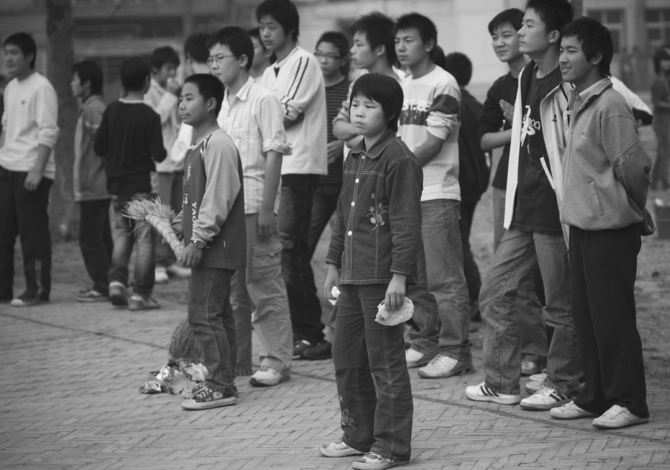 我解开胸罩喂男朋友吃奶