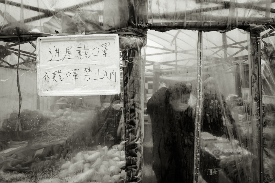 香港媱乱三级片
