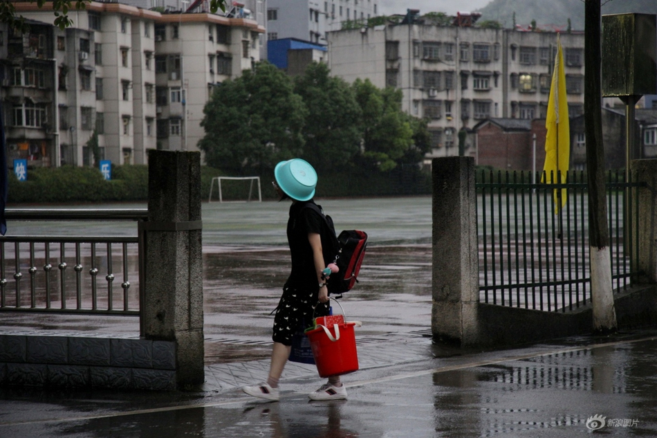 乖我们换个姿态再来一遍吧表情包