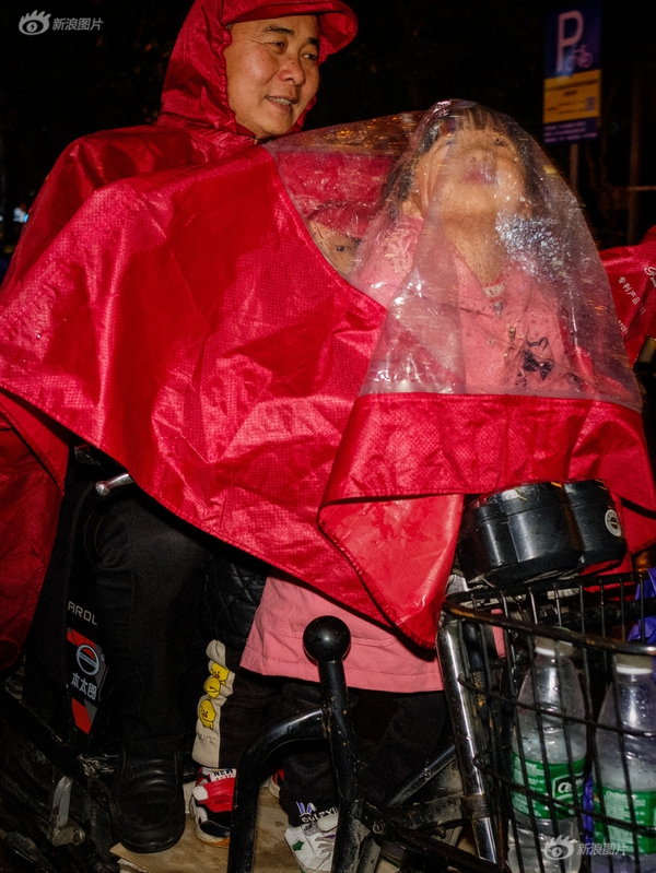 免费试看在线黄片
