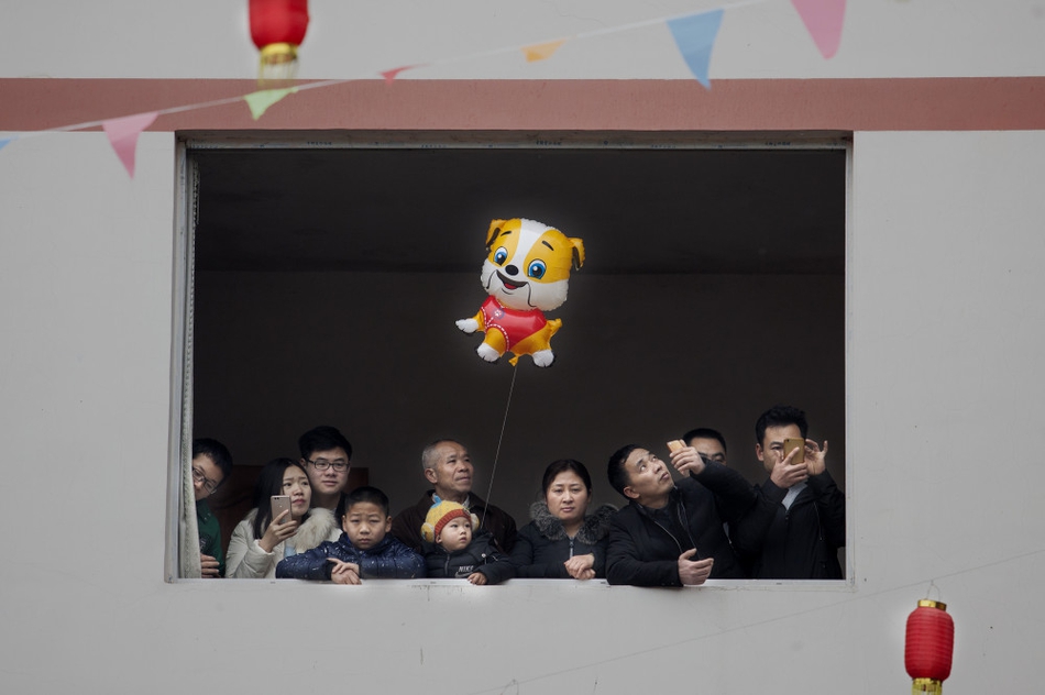 伦理年轻漂亮的岳 4
