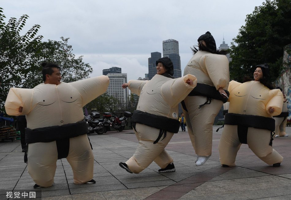 韩国伦理影视隔壁女孩