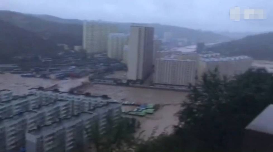 三级片台湾洗澡