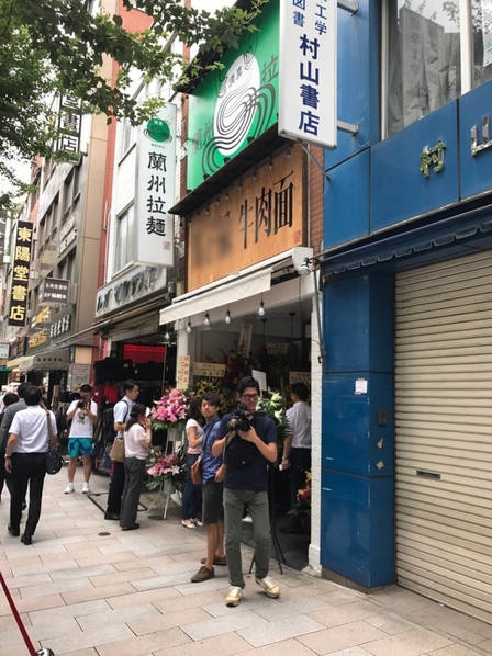 欧美美女人兽黄色录像