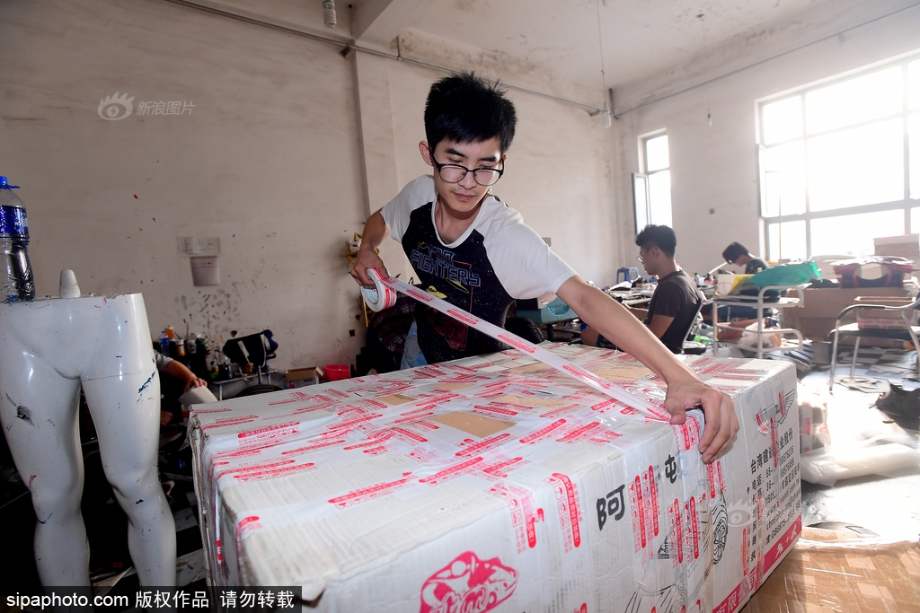 两个奶头被吃高潮受不了