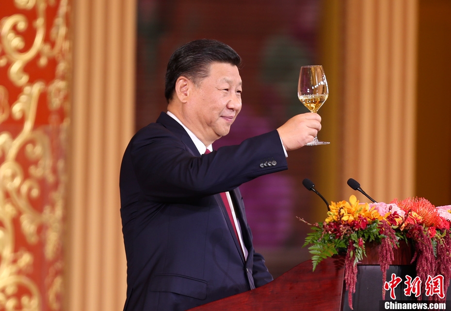 欧美丝袜乱伦