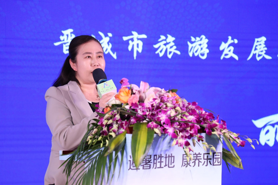 最新沟厕 女厕 盗撮