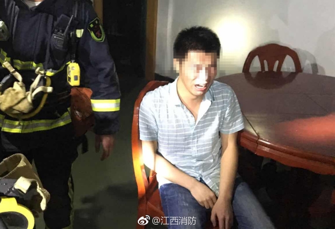 多人操老太太