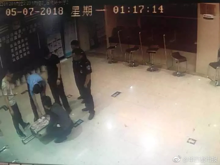 请播放欧美性感老妇女性生活