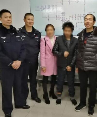 国内某航空公司空姐