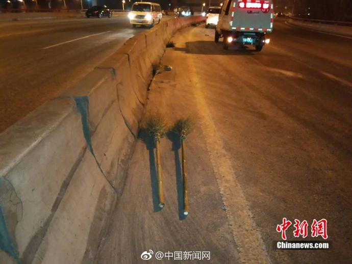俄罗斯老妇性猛交