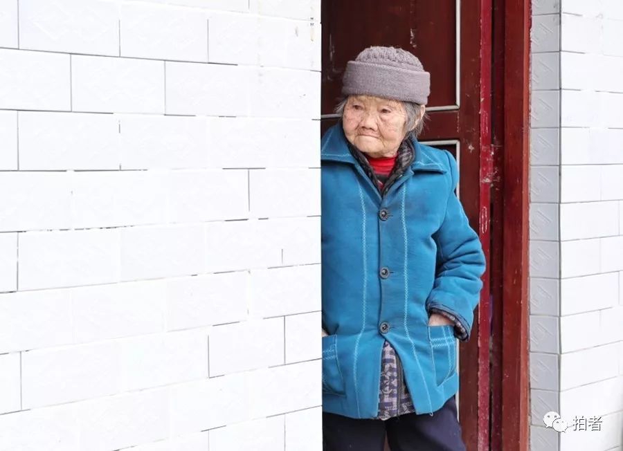 Poronovibeos性寡妇