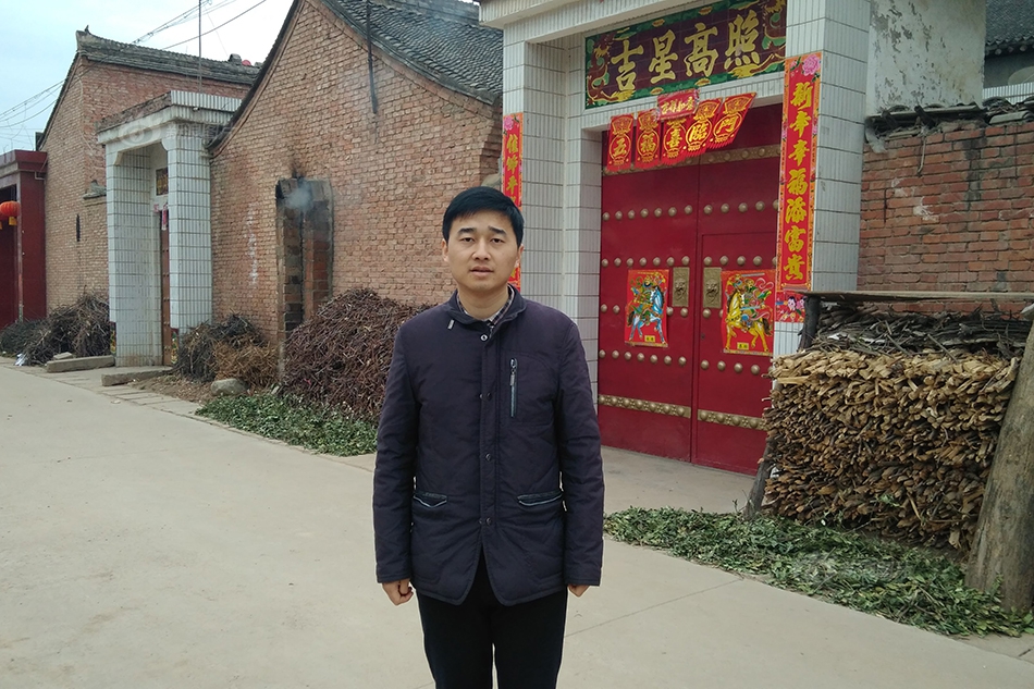 ??无遮挡裸光屁屁打屁股图片