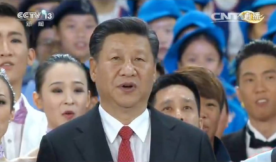 女巨人