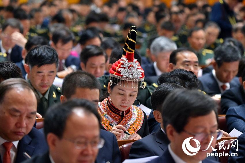 黄网站免费无限看Www.