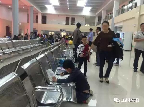 人妻社区三级黄色电影