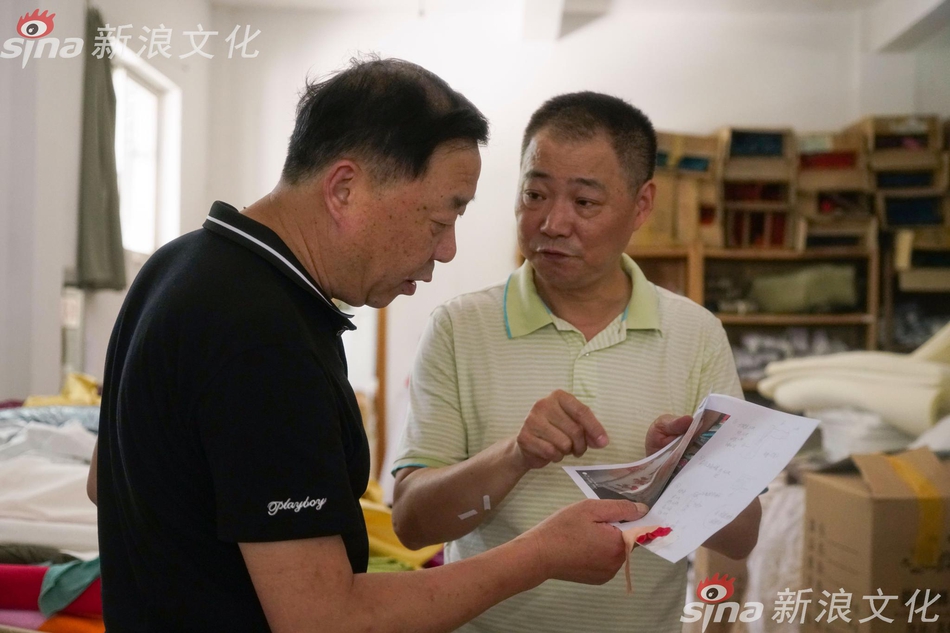 日韩乱伦黄色小电影大全
