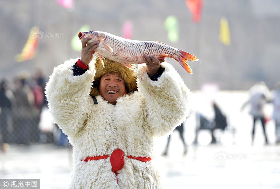 南京珍珠泉，地下泉水冒出似明珠