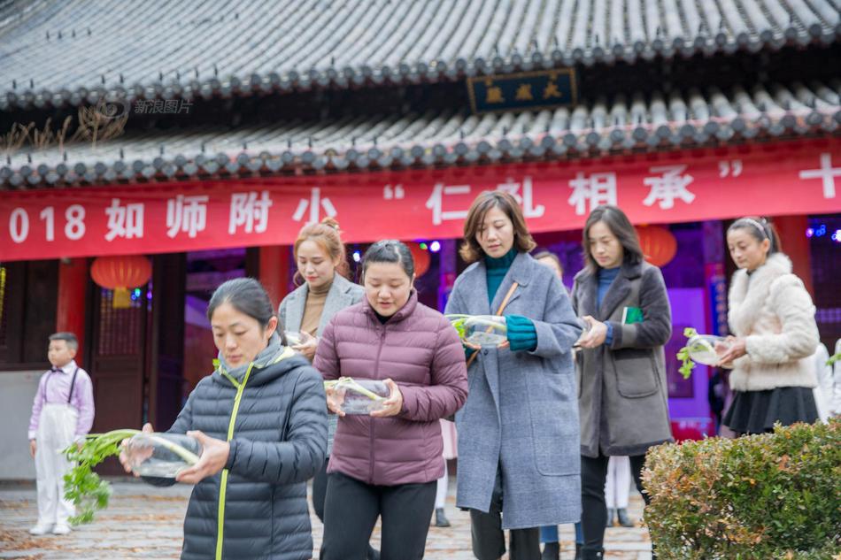欧美裸美女的逼