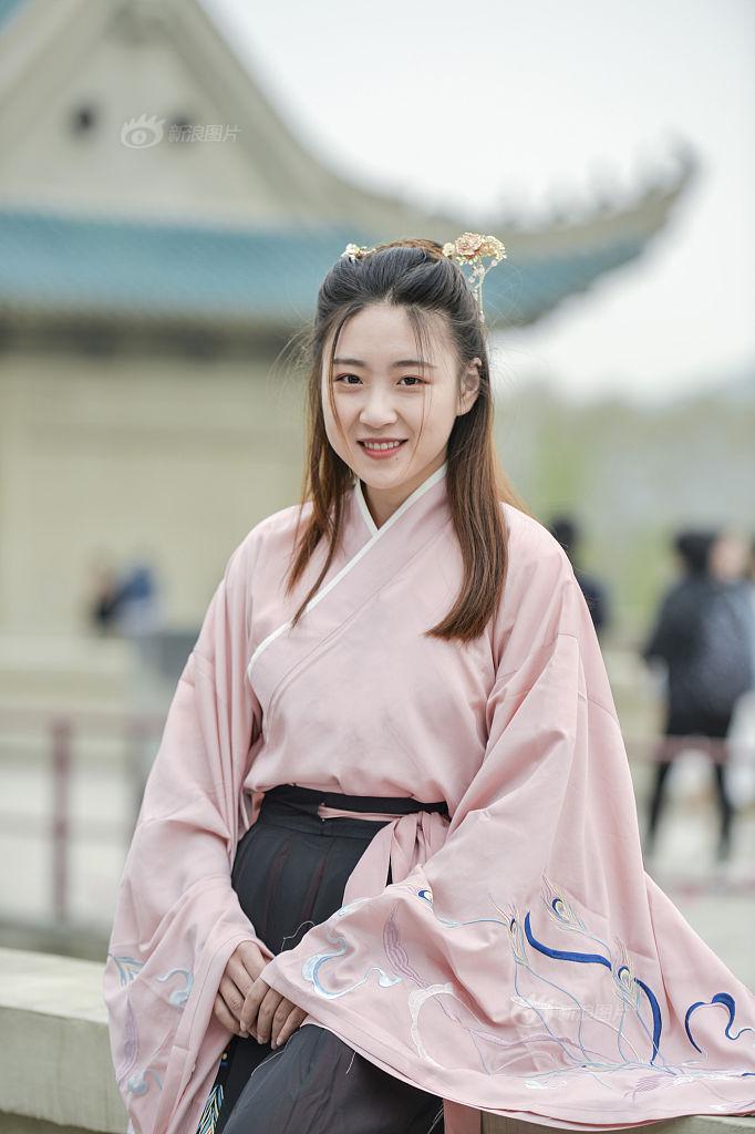 年轻女同学 韩国伦理片在线观看