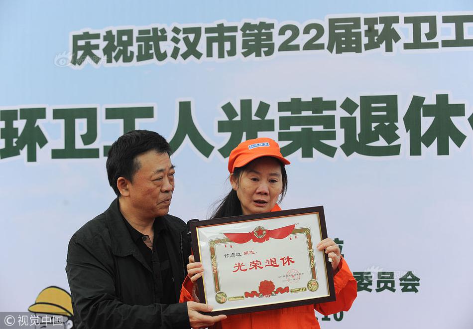 精品国产性色Av丰满老妇