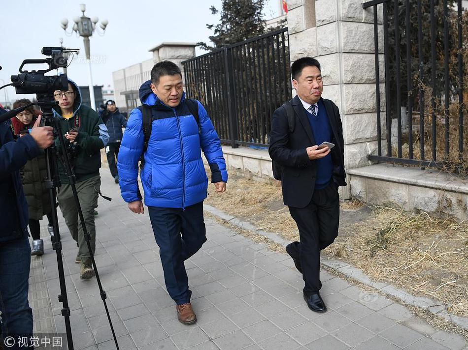 张柏芝陰唇毛很长