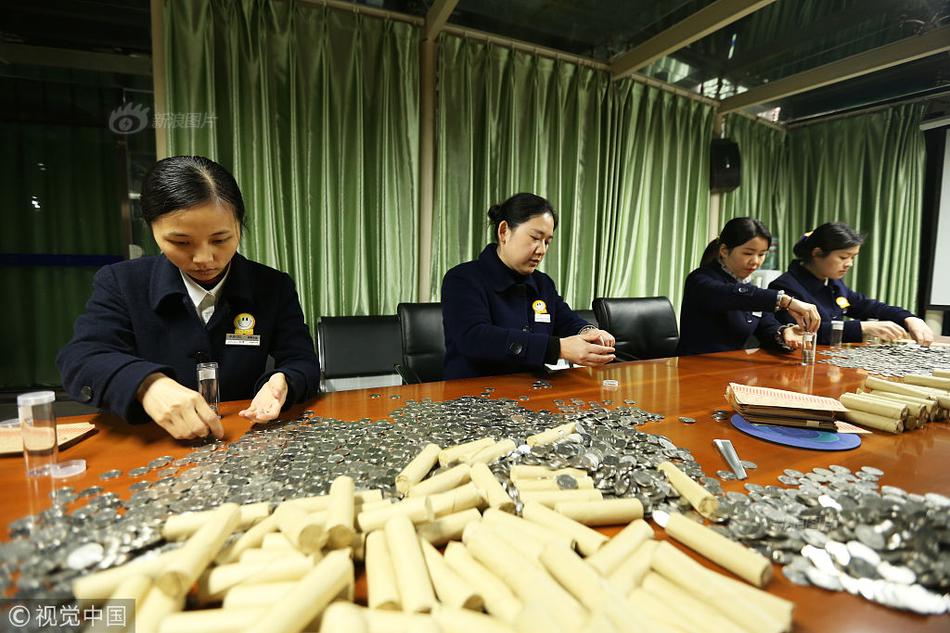 我国财险市场持续稳定增长