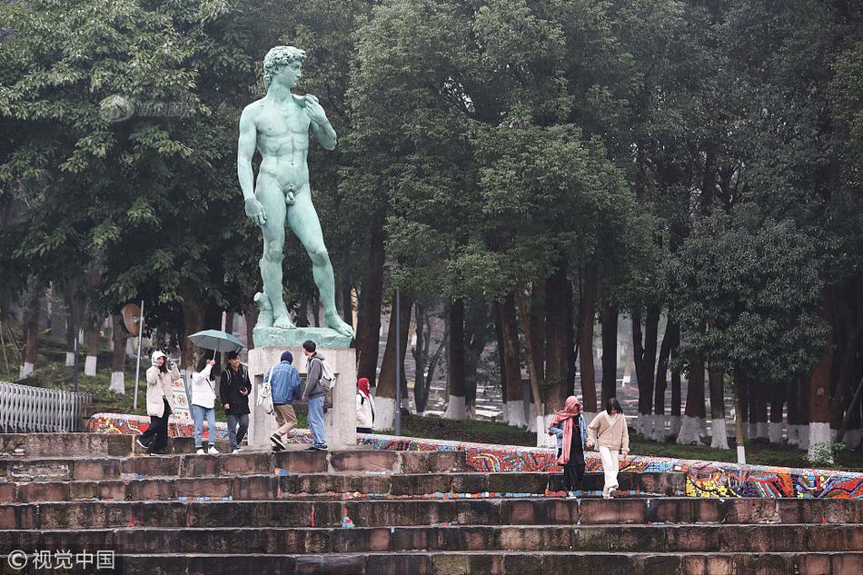 习近平总书记在深度贫困地区脱贫攻坚座谈会上的重要讲话引起强烈反响